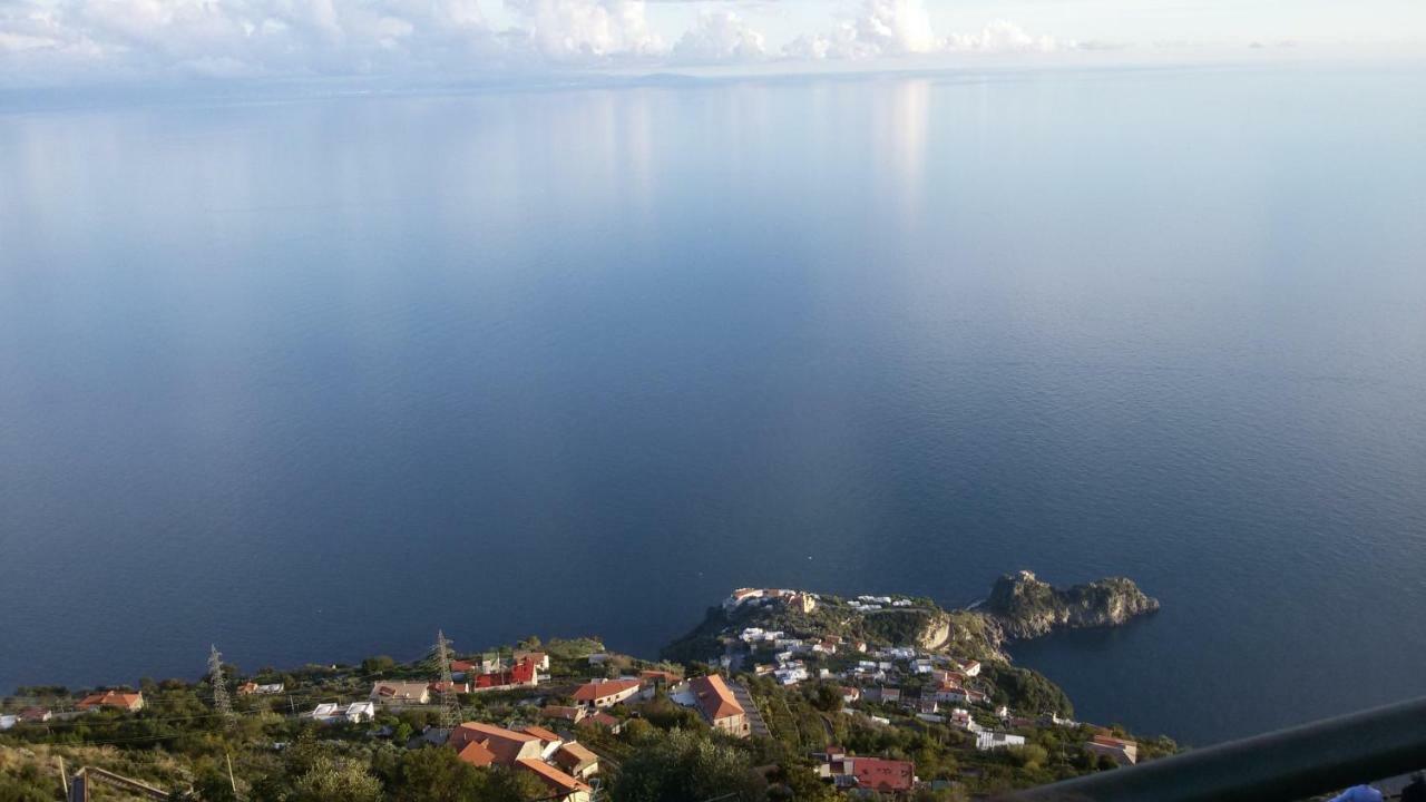 Casa Vacanza Xenia Аджерола Екстер'єр фото